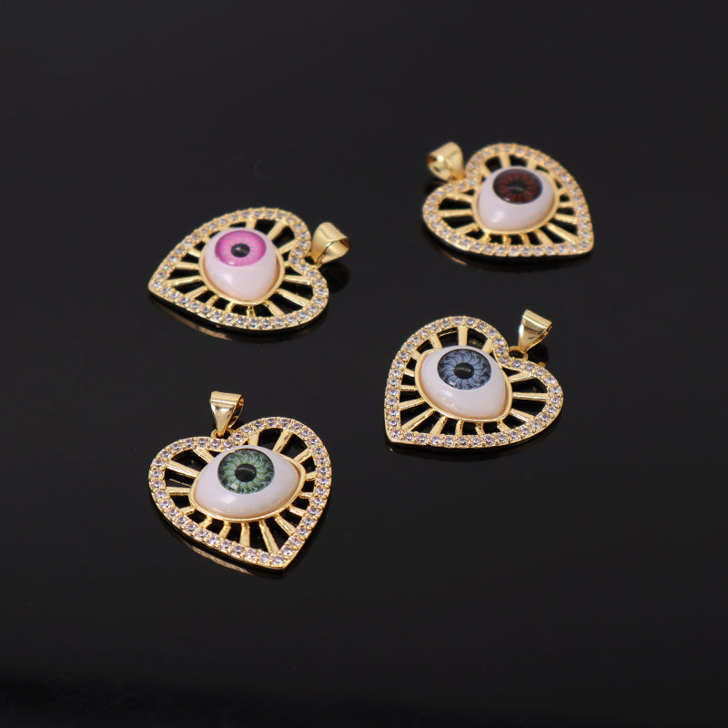 Wholesale Custom Trendy Woman Diy Blue Eyes Pendant Charm Gold Plated Heart Shape Turkish Evil Eyes Pendant For Jewelry Making